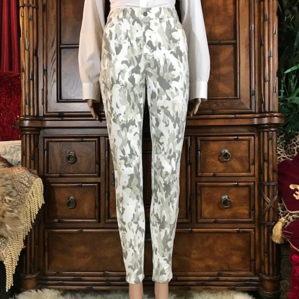 NWOT Legacy Artisan Cream Camo Cotton Blend Ponte Pant